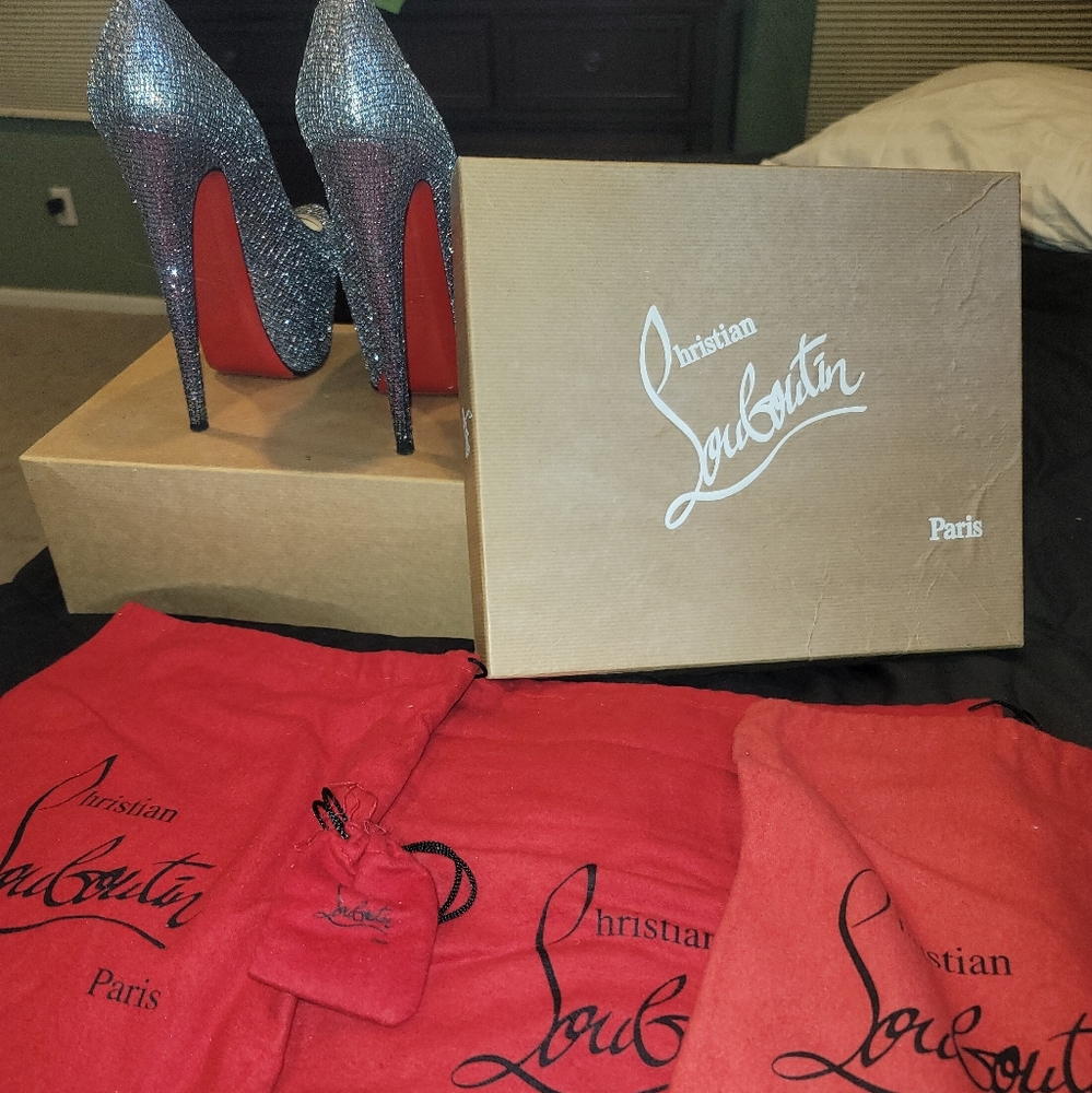 Authentic Christian Louboutin Daffodil Glitter Platform Pumps.